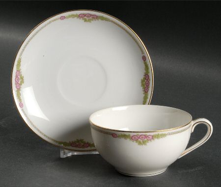 Coburg Flat Cup & Saucer Set