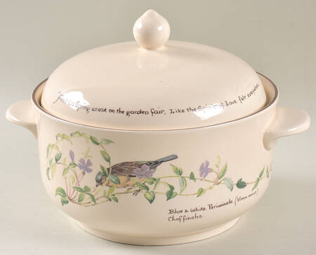 Country Diary Edwardian Lady 2 Qt Round Covered Casserole
