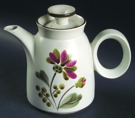 County Fair Tea/Coffee Pot & Lid