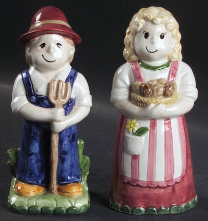 Country Fences Figural Salt & Pepper Set