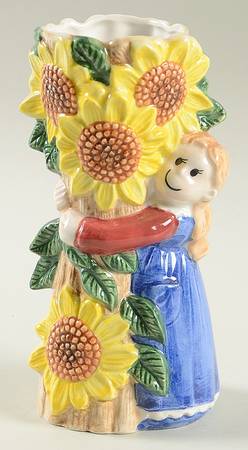 Country Fences Small Figural Vase