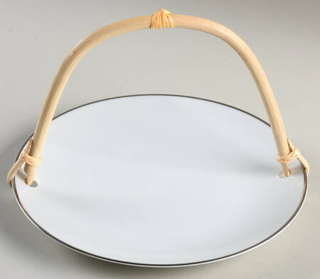 Colony 5 3/8"-5 5/8" Bamboo Handled Serving Plate  HC