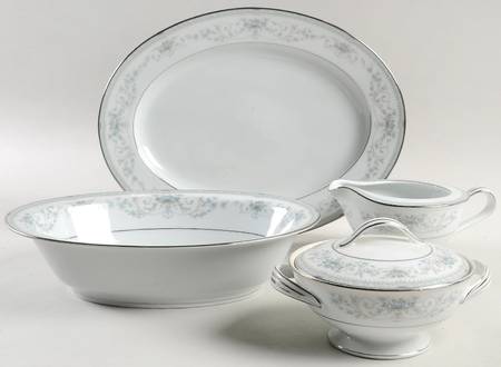 Colburn 5 Piece Hostess Set