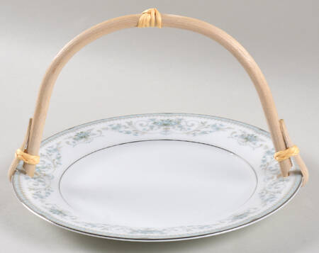 Colburn 5 3/8"-5 5/8" Bamboo Handled Serving Plate  HC
