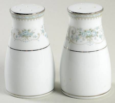 Colburn Salt & Pepper Set