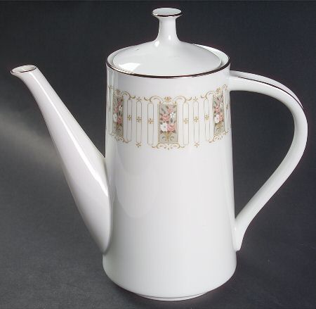 Colonial Small Coffee Pot & Lid