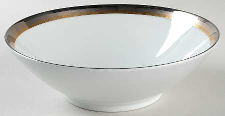Compton 9" Round Vegetable Bowl