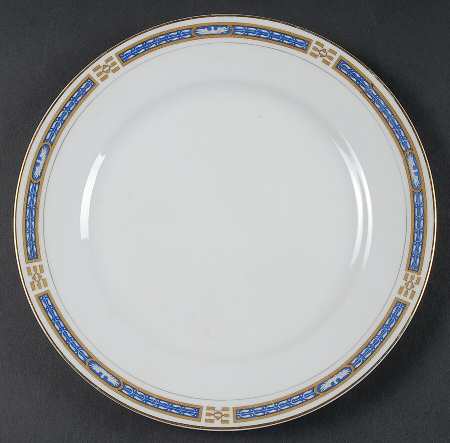 The Commodore Luncheon Plate