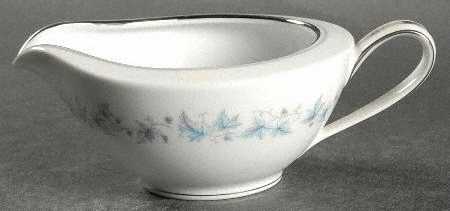 Concord (Platinum Trim) Creamer