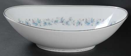 Concord (Platinum Trim) 10" Oval Vegetable Bowl
