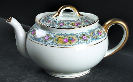 The Coniston Teapot & Lid