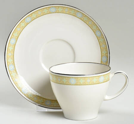 Connie Flat Cup & Saucer Set