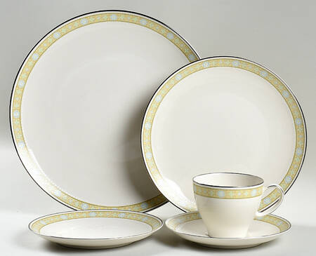 Connie 5 Piece Place Setting