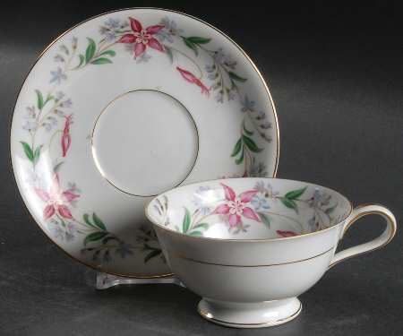 Constance Footed Cup & Saucer Set