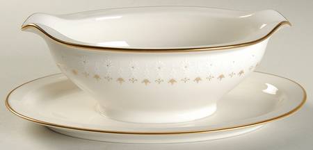 Constellation Gravy Boat with Attached Underplate
