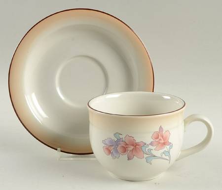Contemplation Flat Cup & Saucer Set