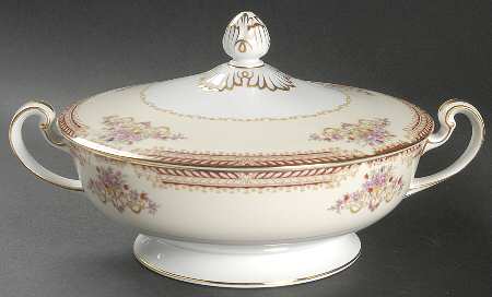 Conway Round Covered Vegetable