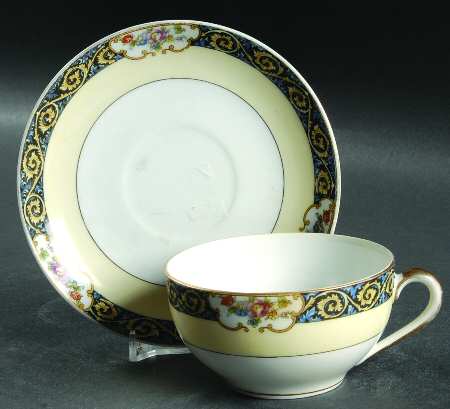 Copley (Cream Rim) Flat Cup & Saucer Set