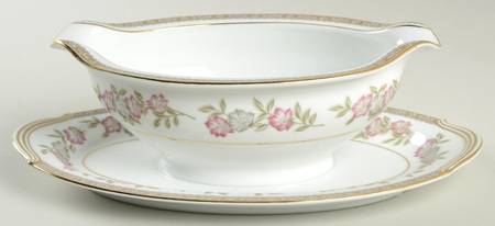 Cordell Gravy Boat with Attached Underplate