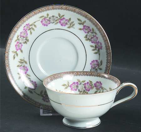 Cordell Footed Cup & Saucer Set