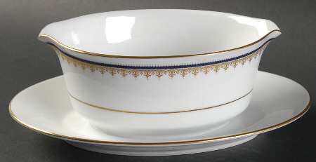 Cordon Gravy Boat with Attached Underplate