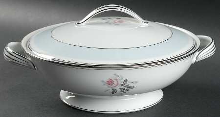 Corday Round Covered Vegetable