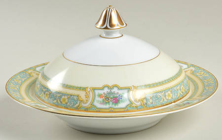 Corinthia Round Covered Butter