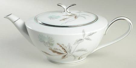 Corliss Teapot & Lid