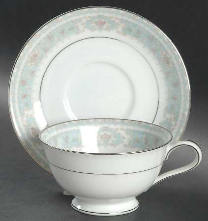 Cornwall Footed Cup & Saucer Set