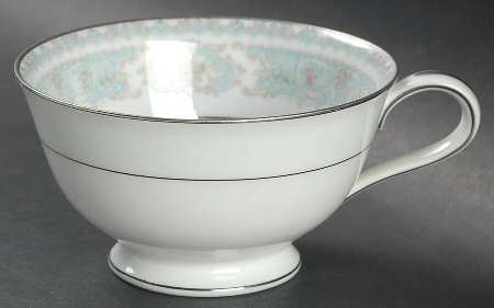 Cornwall Footed Cup