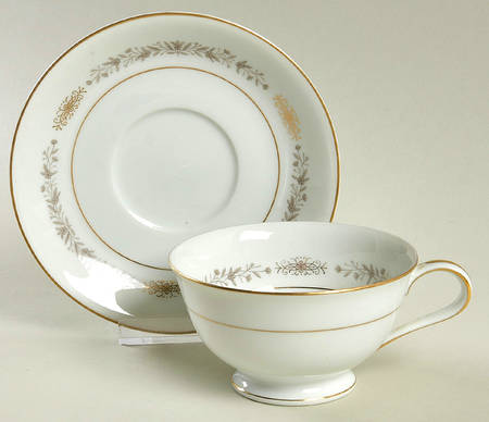 Coronado Footed Cup & Saucer Set