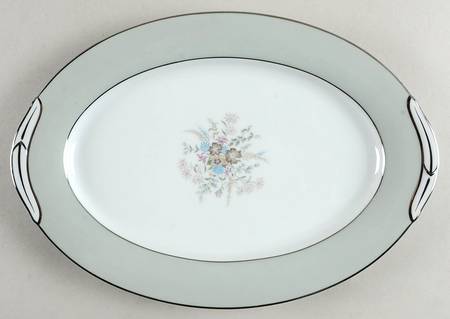 Corsage (5820) 12" Oval Serving Platter