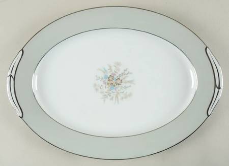 Corsage (5820) 16" Oval Serving Platter