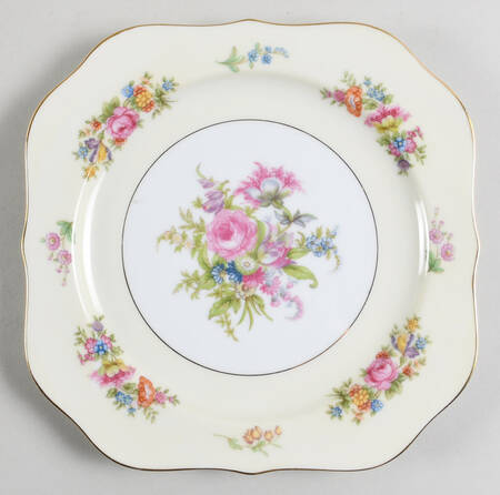 Corsage (4019) Square Salad Plate