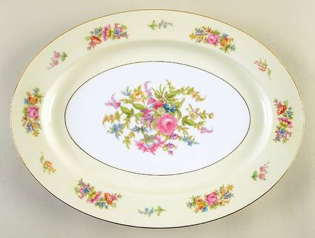 Corsage (4019) 13" Oval Serving Platter
