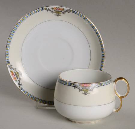 Cortez Flat Cup & Saucer Set