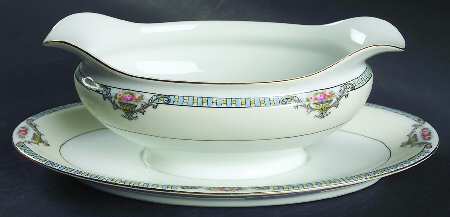 Cortez Gravy Boat with Attached Underplate