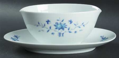 Country Side Gravy Boat with Attached Underplate