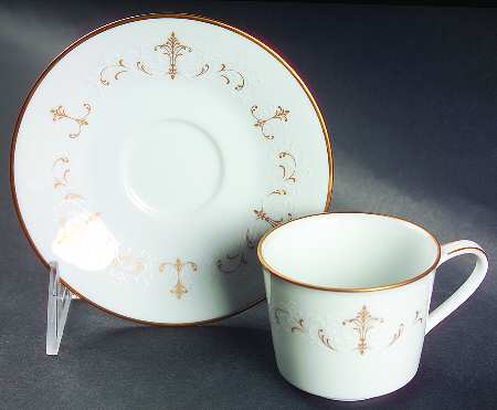 Courtney Flat Demitasse Cup & Saucer Set