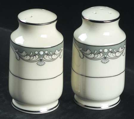 Cousteau Salt & Pepper Set