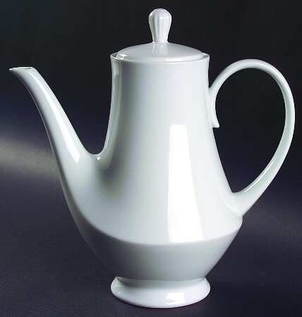 Commander White Coffee Pot & Lid
