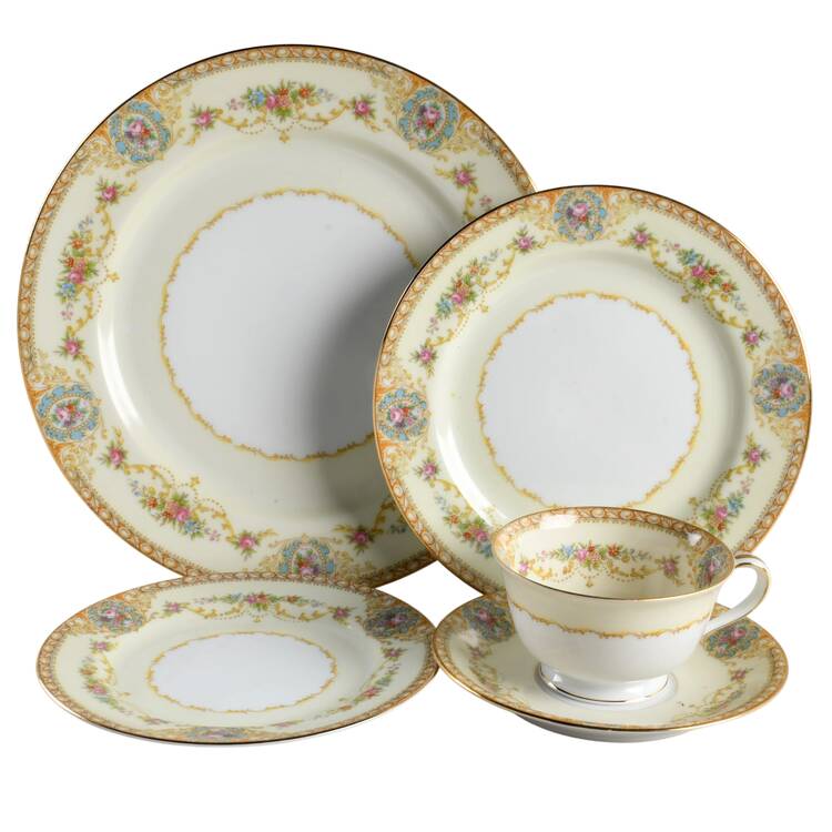 Coypel 5 Piece Place Setting
