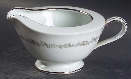 Crestmont Creamer