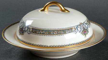 Crestwood Round Covered Butter
