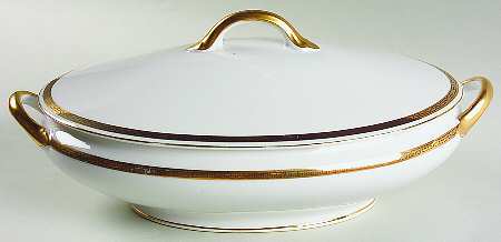 The Crete Oval Covered Vegetable
