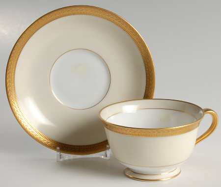 Crest Gold Footed Cup & Saucer Set