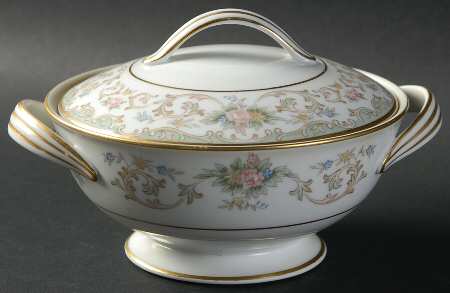 Croydon Sugar Bowl & Lid