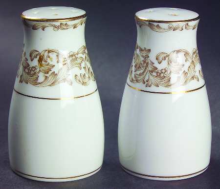 Cromwell Salt & Pepper Set