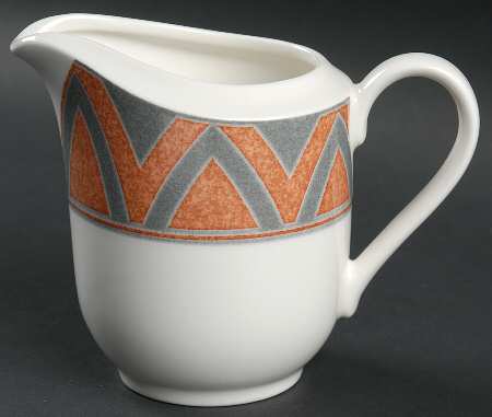 Crossways Creamer