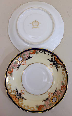 Crowndalia Saucer